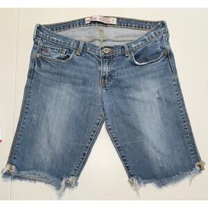 Hollister size 7 Juniors Stretch Bermuda Shorts Distressed Denim Shorts